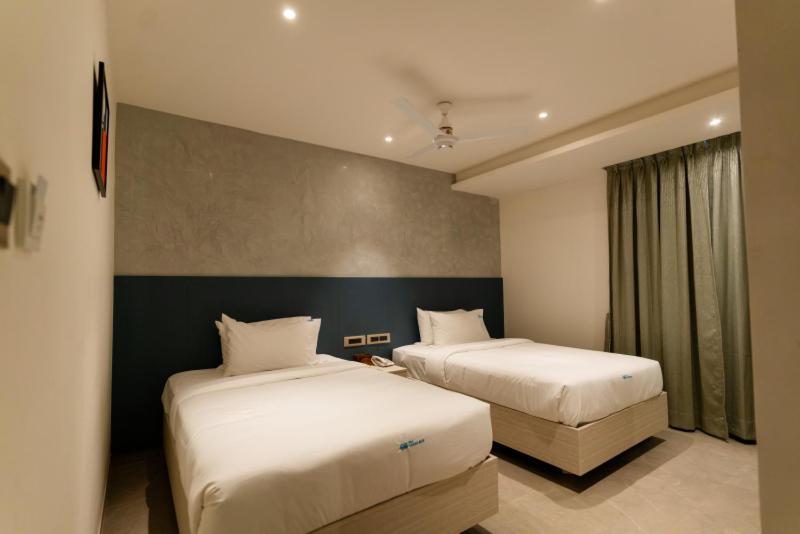Hotel Ocean Blue ヴィシャーカパトナム エクステリア 写真